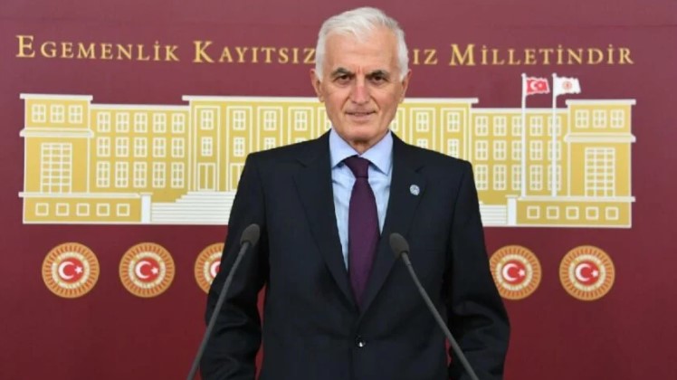 Emekliye Bayram İkramiyesi 2022 İçin Yüzde 110 Zam Yapılmasını Sağlayacak Kanun Teklifi Meclise Verildi!