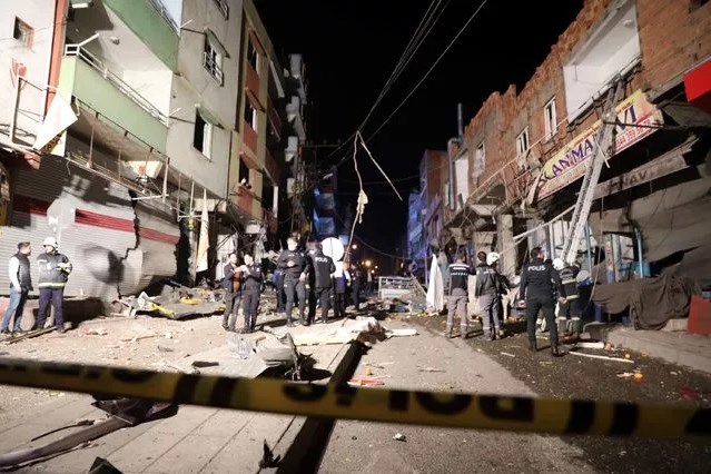 Gaziantep'te Korkutan Tüp Patlaması! Mahalle Savaş Alanına Döndü