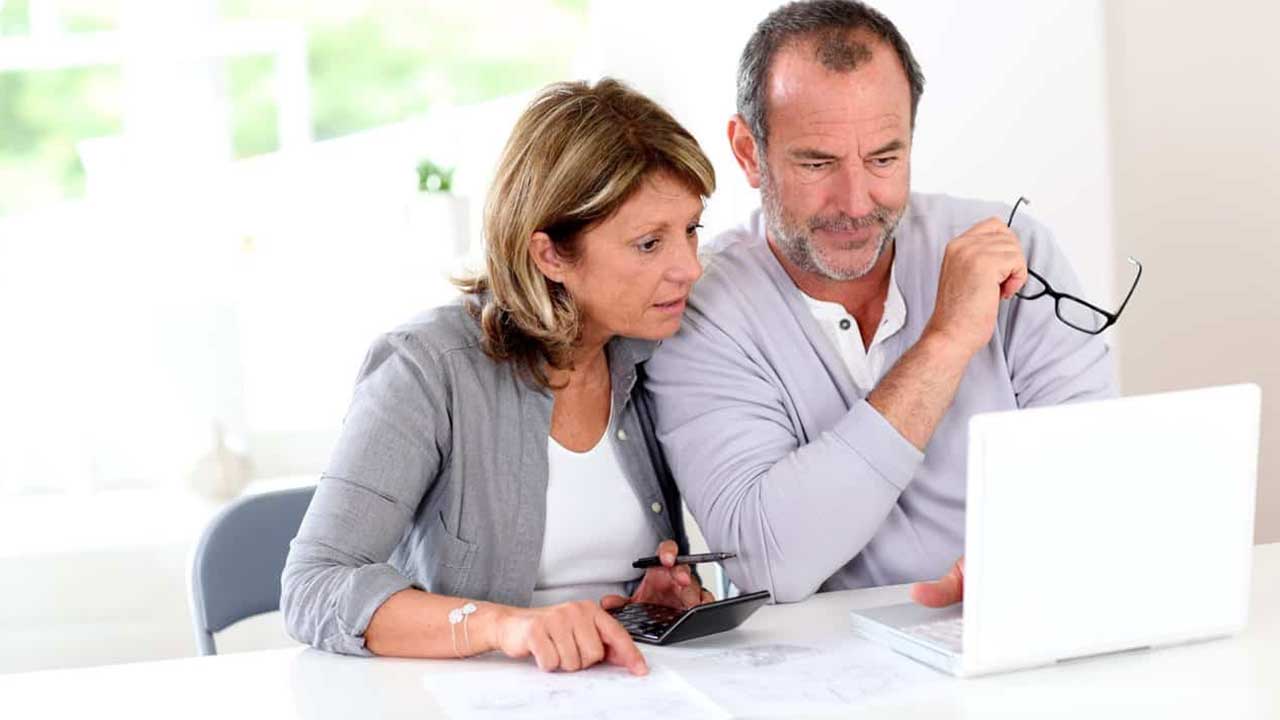 4A'lılar Dikkat! Tek İşlemle 3 Yaş Erken Emeklilik SGK Kadınlara Ayrı Erkeklere Ayrı Hak Veriyor