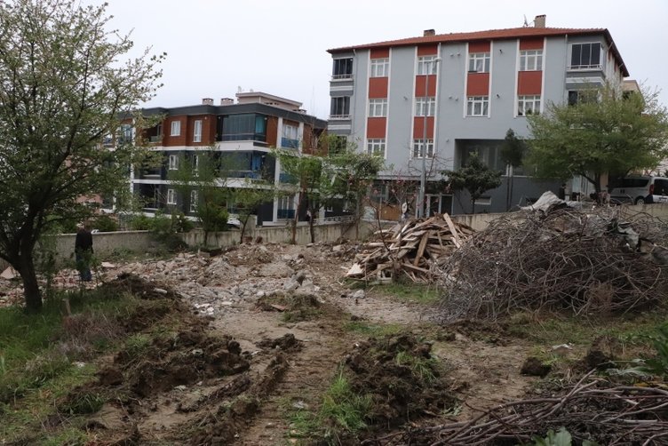 Fıkra Değil Gerçek! Adresi Karıştırdı Yanlış Binayı Yıktı Birde Üstüne Yıkım Masraflarını Talep Etti