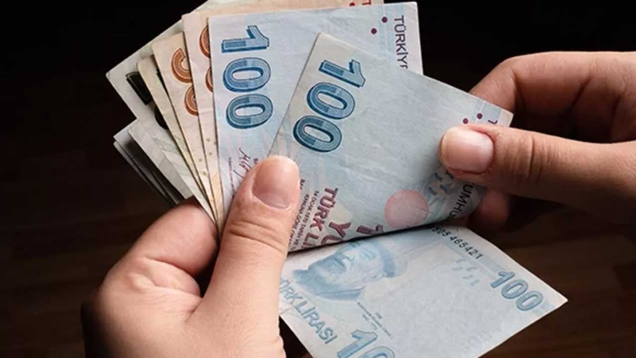 Hükümetten resmi açıklama var maaşlar değişecek! Memur Emeklilere düzenleme zammı geliyor