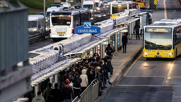 Ulaştırma Bakanı Karaismailoğlu, Toplu Taşımada Zam Tartışmalarına İlişkin Konuştu