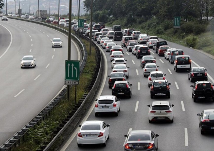 Benzin, Dizel, Motorin, LPG Nasıl Az Yakar? Az Parayla Çok Yol Gitmenin Formülü! Uzun Yolda Az Yakmak İçin Püf Noktalar