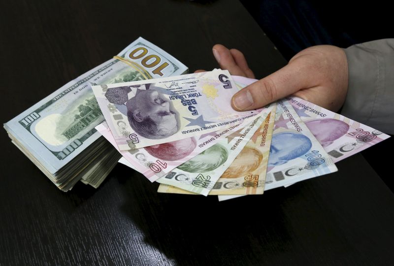 Dolar Neden Yükseliyor, Yükseliş Devam Edecek mi? Bankacılar Açıkladı