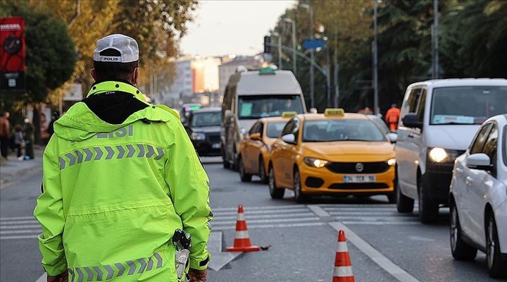 İstanbul'da 21 Mayıs Cumartesi Günü Hangi Yollar Kapalı, Ne Zaman Açılacak? Alternatif Yol Güzergahları