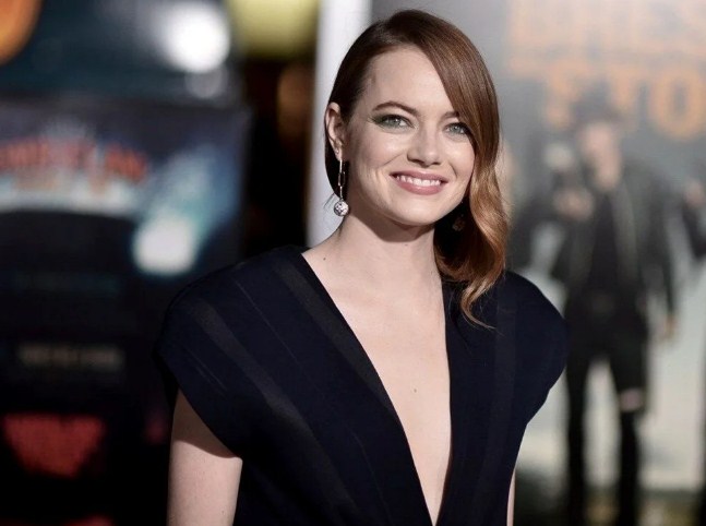 Emma Stone'un Malibu'daki Evi Rekor Fiyata Satışa Çıkarıldı!