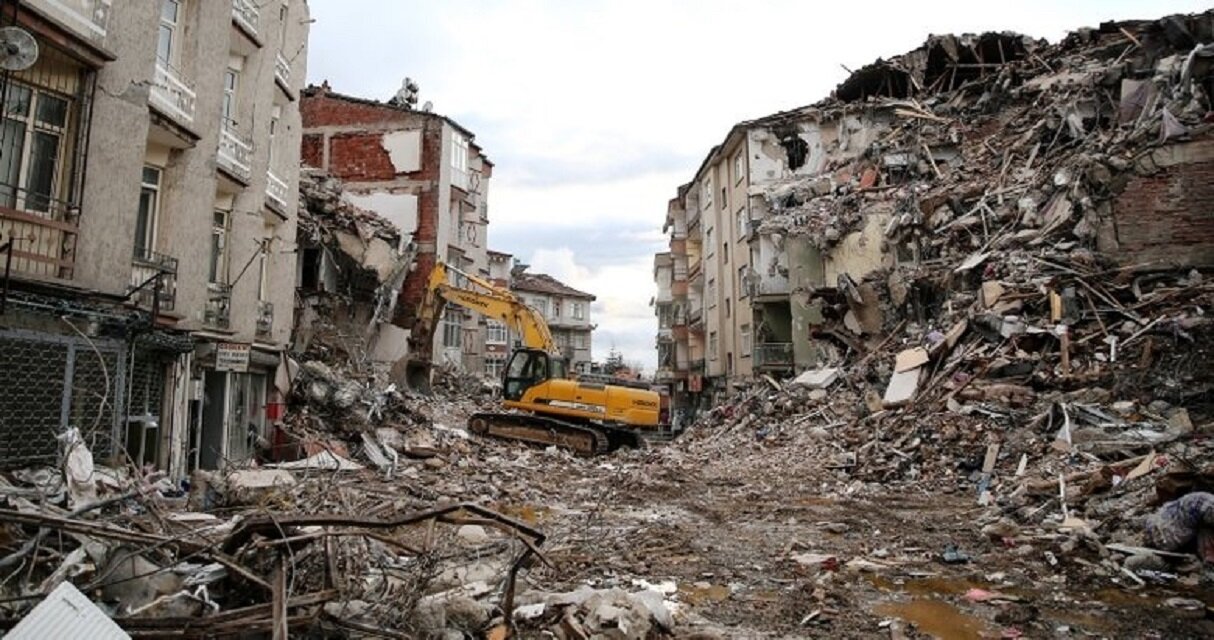 Deprem uzmanı 'Cehennemin içi' diyerek İstanbul depreminin vuracağı bölgeyi açıkladı! 2 milyon ton patlayıcı...