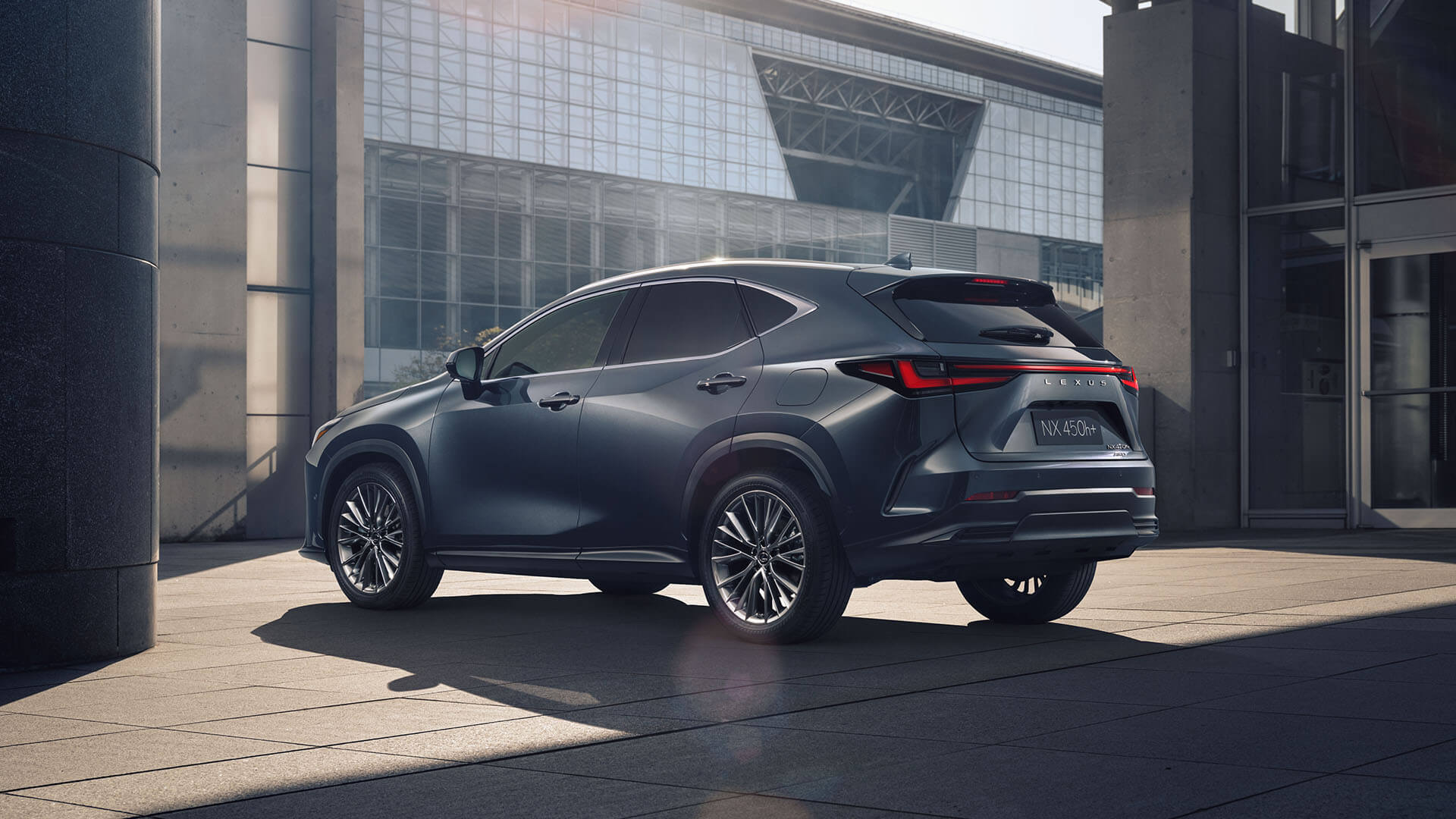 Survivor'da verilen arabanın markası nedir? Arabayı kim kazandı? Lexus NX fiyatı ne kadar, nerede satılıyor?