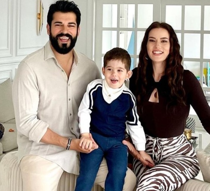 İkinci Bebek Sevinci Yaşayan Fahriye Evcen ve Burak Özçivit Yeni Yazlıklarına Servet Ödedi