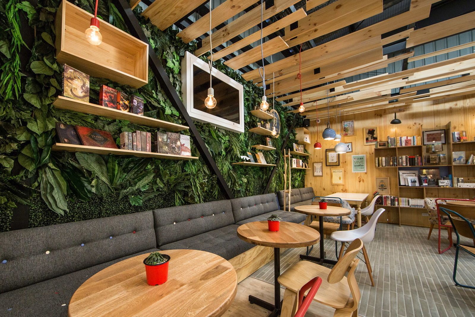 Yeni Nesil Cafe Dekorasyon Trendlerini Hayalinizdeki Mekana Taşıyın