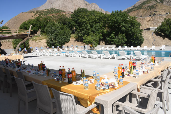 Hakkari'nin İlk Tatil Köyü! 24 Saat Hizmet Veriyor