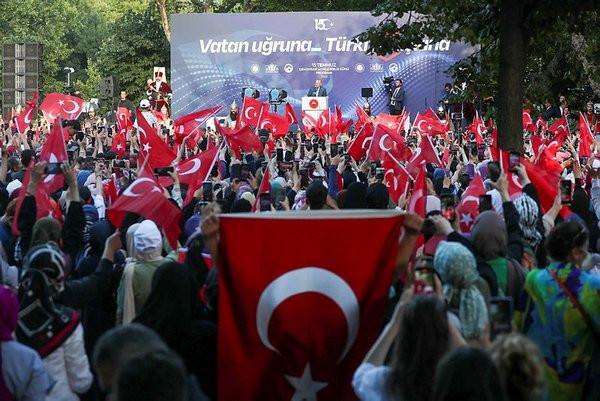 15 Temmuz Saraçhane mitingine kaç kişi katıldı? Saraçhane Meydanı'nda kaç kişi var, katılım sayısı?