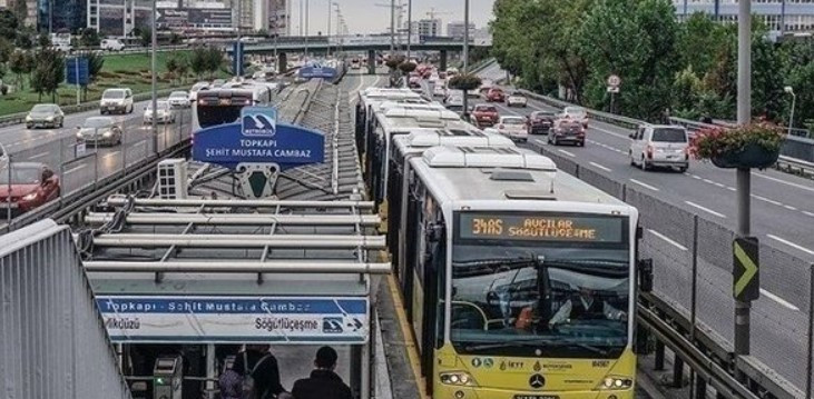 15 Temmuz'da Toplu Taşıma Ücretsiz Mi, Ankara, İstanbul, İzmir 15 Temmuz Otobüsler, Metro, Marmaray, Ulaşım Bedava Mı?