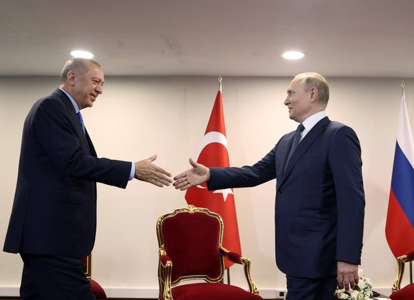 Erdoğan, Putin ve Reisi bir araya geldi! Üçlü zirveye Suriye konusu damgasını vurdu: Halk karar verecek