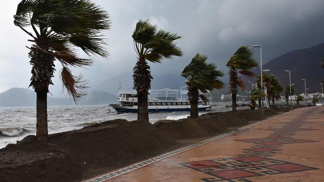 Meteoroloji'den Marmara Bölgesi İçin Sarı Kodlu Uyarı Geldi! Bu Saatlere Dikkat