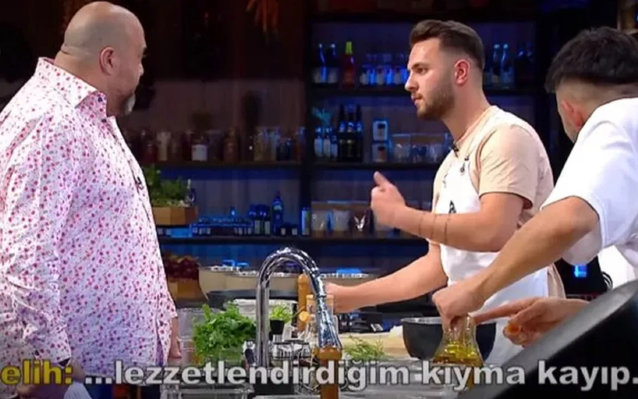 MasterChef Türkiye'de akıl almaz olay! Arkadaşının hazırladığı kıymayı, kimseye söylemeden alıp kullandı! Somer Şef'in yaptırımı sert oldu!