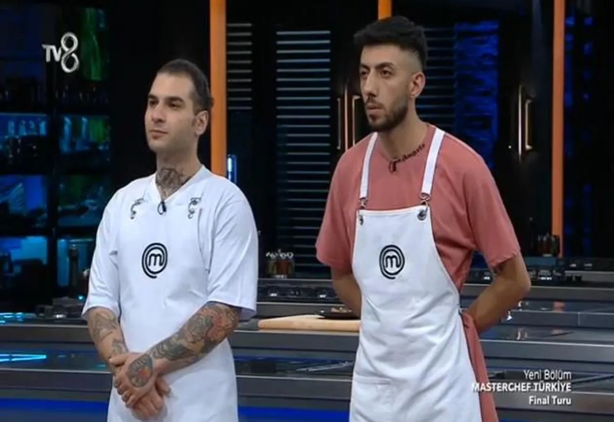 3 Ağustos Çarşamba MasterChef Türkiye'nin ana kadrosuna giren üçüncü isim belli oldu! O isim, elinin lezzeti ile şaşkınlık yarattı!