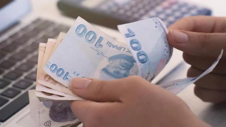 Akbank düşük faizli Hoş Geldin kredisi kampanyasını duyurdu: Mobil müşteriye özel 0.99 faizli 7.500 TL anında cepte