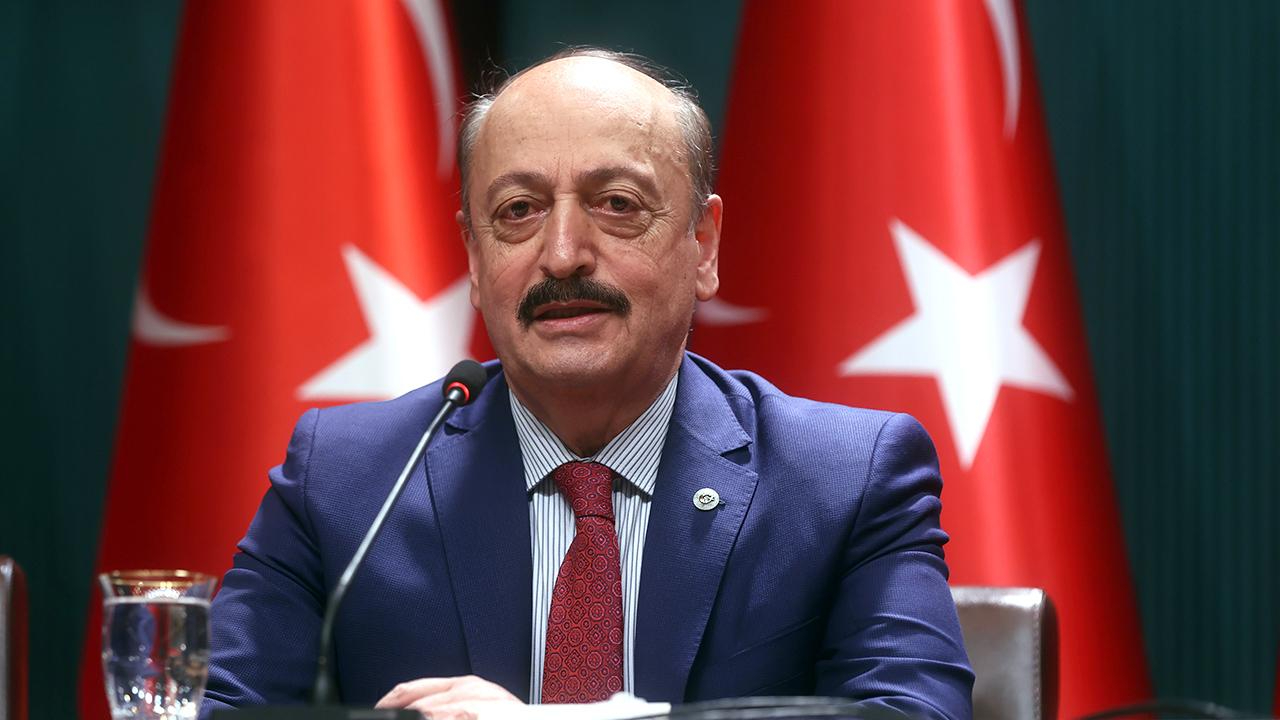 2023 asgari ücret zam oranı için AK Parti'den ilk rakam geldi! 2023'te maaşlar kaç TL olacak ilk rakam belli oldu, işte çılgın maaş zammı teklifi