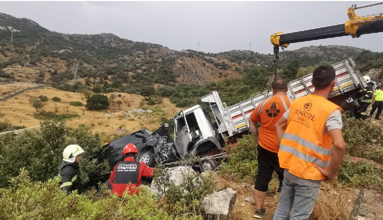 Son dakika: İbrahim Tatlıses trafik kazası geçirdi! Sağlık durumu nasıl, öldü mü, yaralı mı, yanında kim vardı?