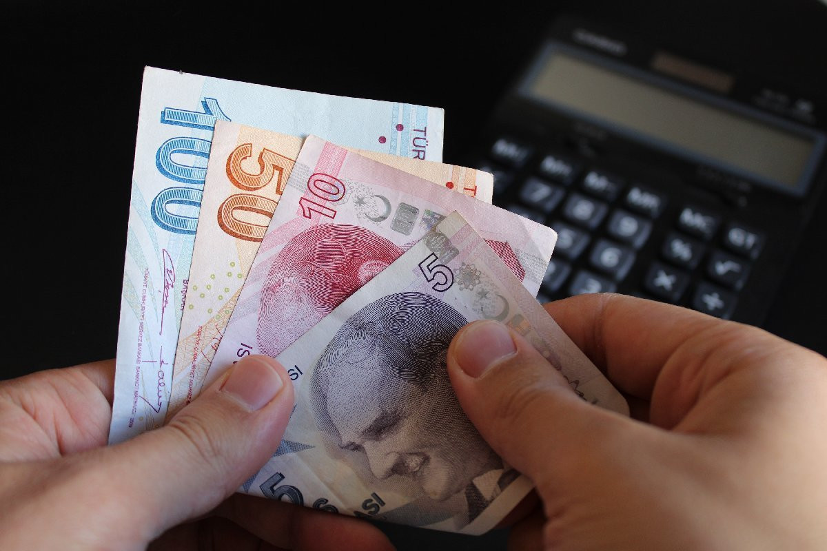 Banka hesabı olan TL kazanıyor: O banka seyahat harcamasına 1.000 TL ödeme yapıyor