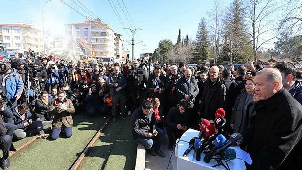 Maraş depremini nokta atışı doğru bilmişti! Naci Görür beklenen büyük İstanbul depremi için tarih verdi