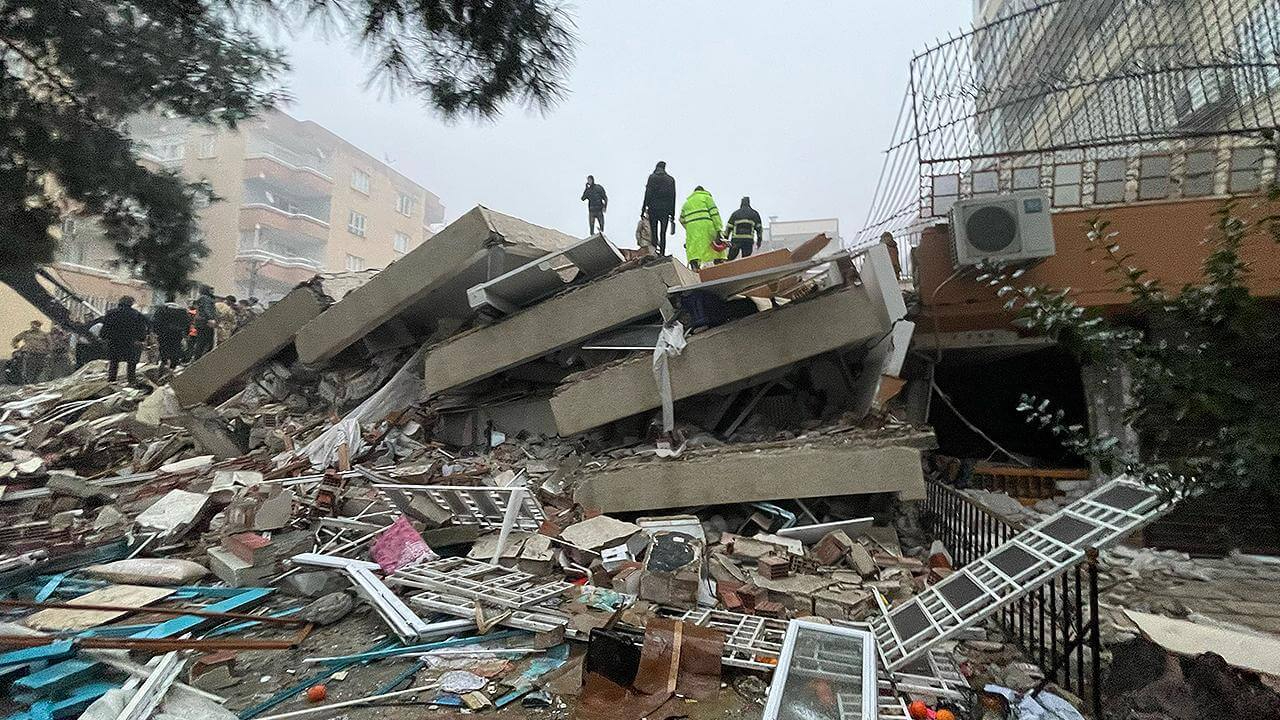 Deprem uzmanından uyarı geldi! Yeni deprem beklenen illeri ve ilçeleri açıkladı!