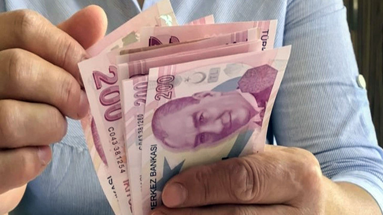 Emeklilere bayram sürprizi Halkbank'tan! 20.000 TL ödeme yapılacak!