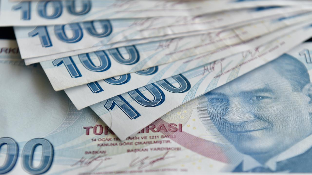 Özgür Demirtaş'tan dolar uyarısı! 1 dolar 25 TL'ye fırlar açıklaması!