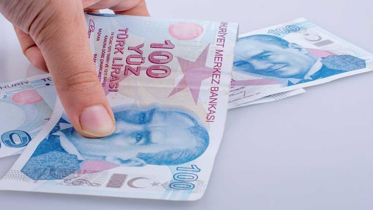 Dolarını bozdurmayı düşünenler aman dikkat! İslam Memiş dolarda değişim yaşanacak tarihi açıkladı!